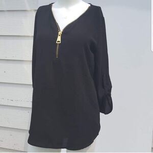 Tacera Blouse with a Detailed Zipper size S